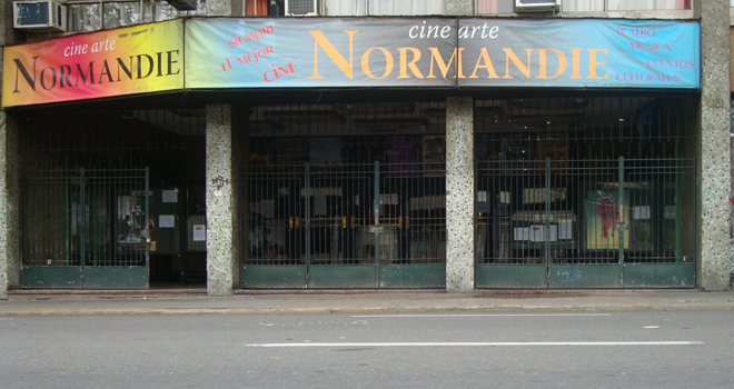 Treinta afiches de películas presentarán la historia de Cine Arte Normandie